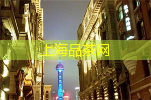 时间的沙漏沉淀着无法逃离的过往记忆的双手打开那一幕幕